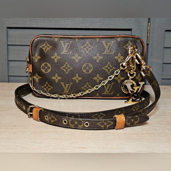 Authentic LOUIS VUITTON Monogram Pochette Marly Bandouliere Crossbody - Picture 11 of 11